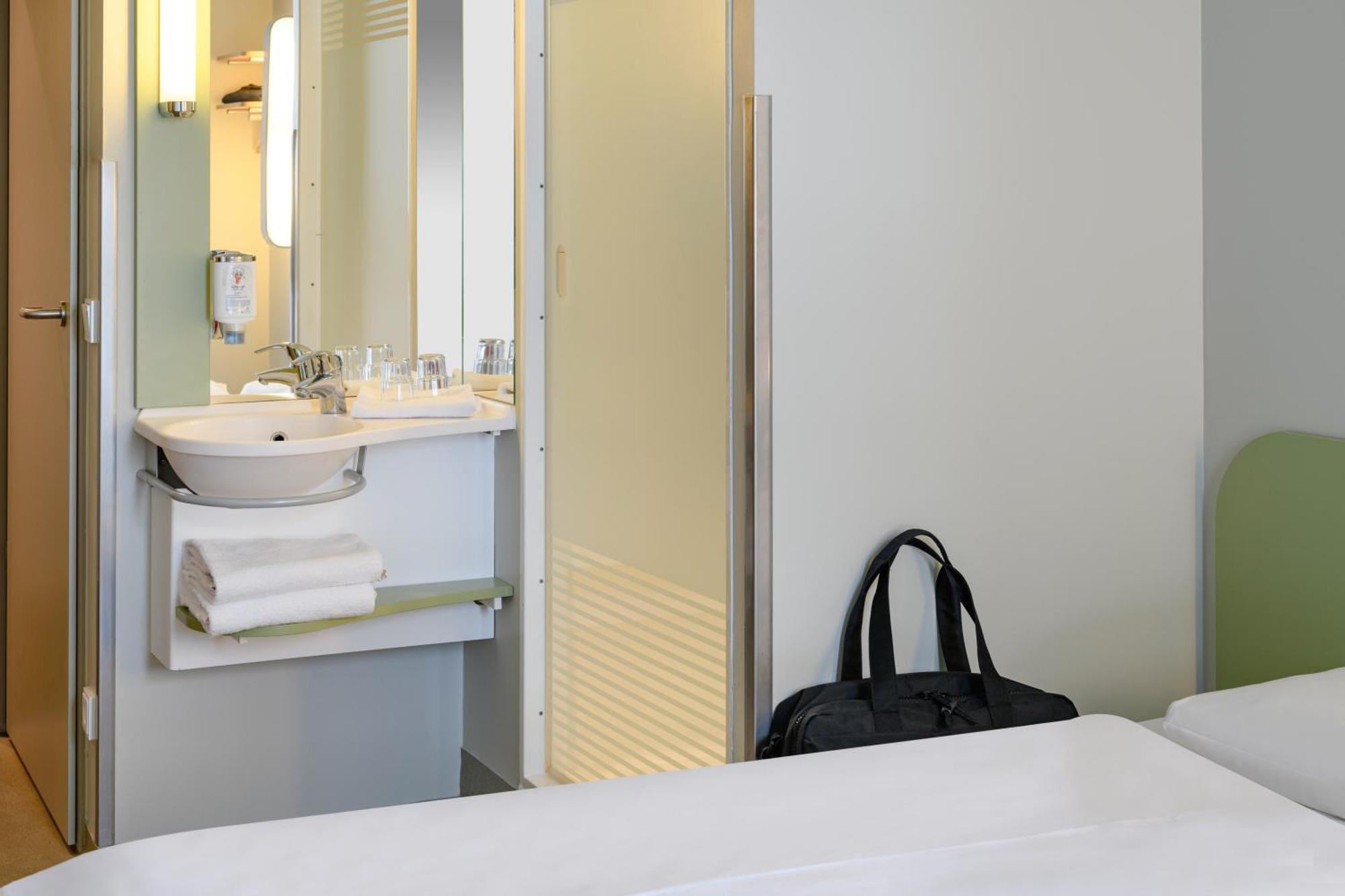 Ibis Budget Augsburg Gersthofen Buitenkant foto